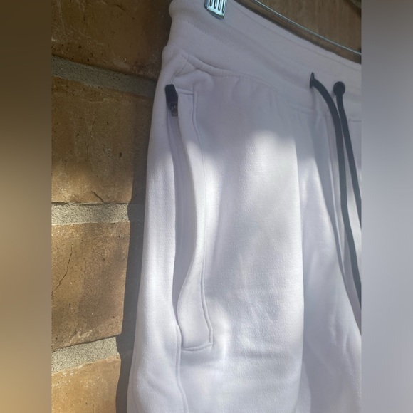 Alphalete Women's Essential Core Athletic Shorts White Size Small - Picture 6 of 8